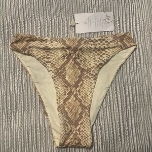 NWT Toluca Luna Midi Bottom in Reptilia (M)